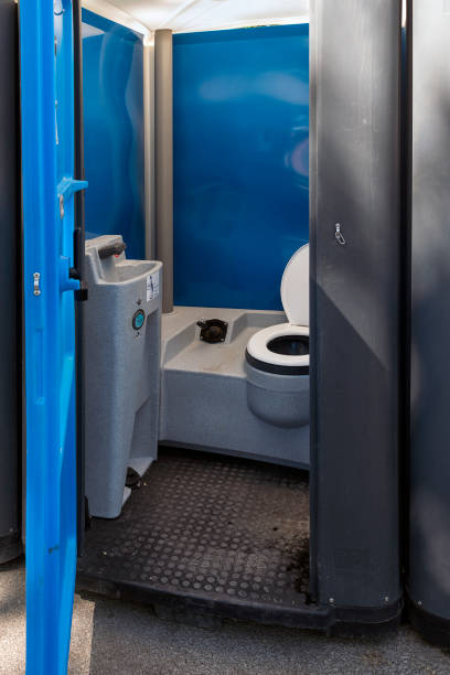 Best Portable restroom trailer rental  in Claude, TX